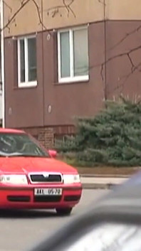 Zralé milfky jezdí na tvrdých ptácích s vášní