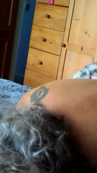 Sculaccia la gattina