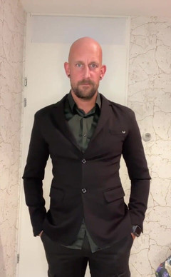 Barebackpaul86: Me in Suit See Me Stripped