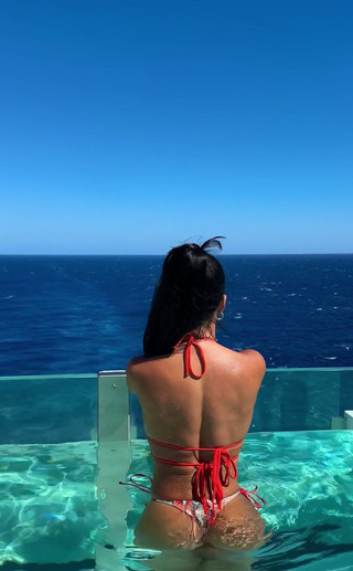 Miss Lexa: 月曜日はどうですか?