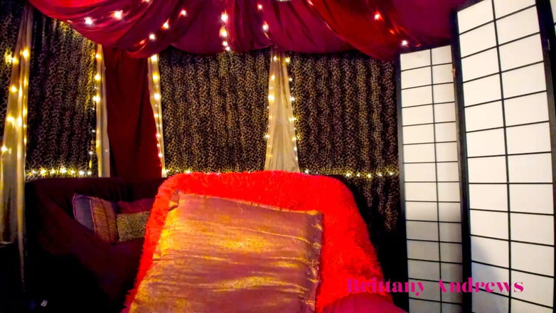 Brittany Andrews: Brittany Andrews Selbstbewußter strap-on,Solo-Schlafzimmer Erhitze!