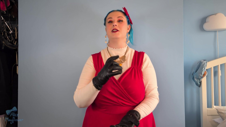 Alice_Mayflower_Scottish: Rękawiczki wampirów JOI i klatka dla Locktober - Solo Girl