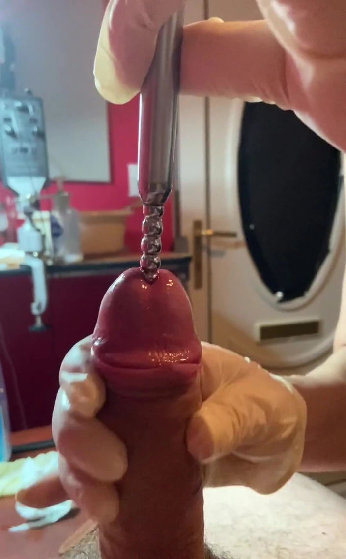 British Domination: Не до оргазма звуками