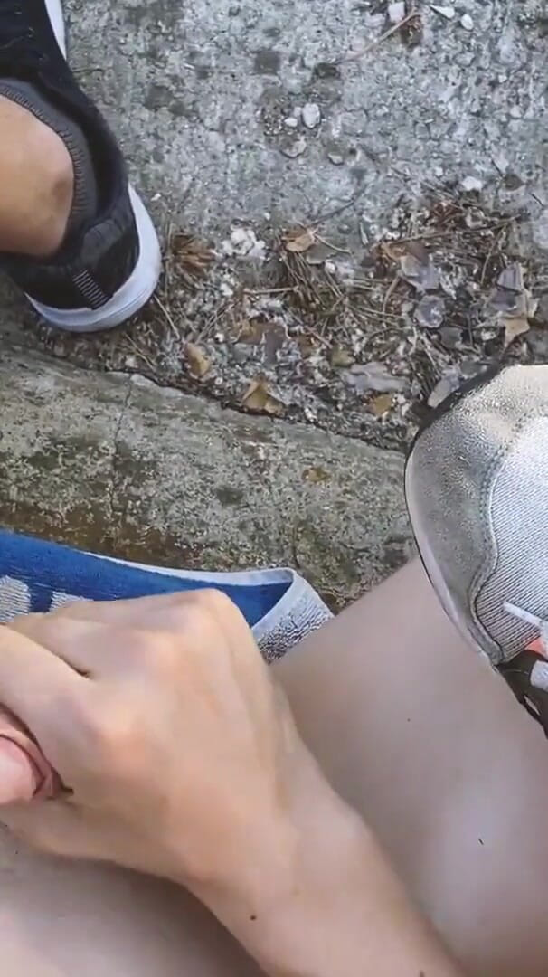 Feet cum (Extremalchiki)