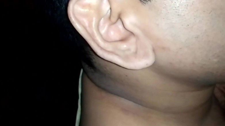 Popmini: Indická Bhabhi hlasitě sténá o půlnoci pro hardcore sex