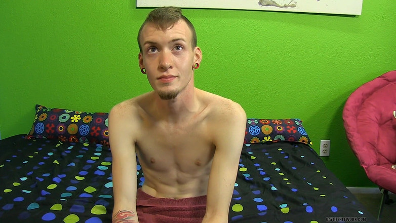 Lollipop Twinks: Chris will einen dreier versuchen. Irgendjemand?