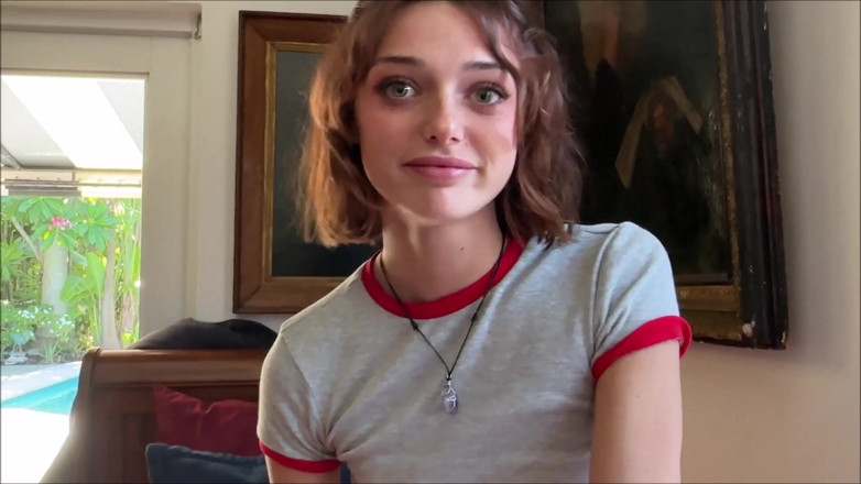 Alex Adams: Sesso stravagante con una piccola sorellastra rossa - Shrooms Q - Terapia...