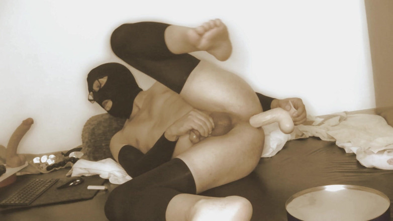 Masked_Mysterio: Masked Solo Webcam Masturbation and Dildo Ass Fuck