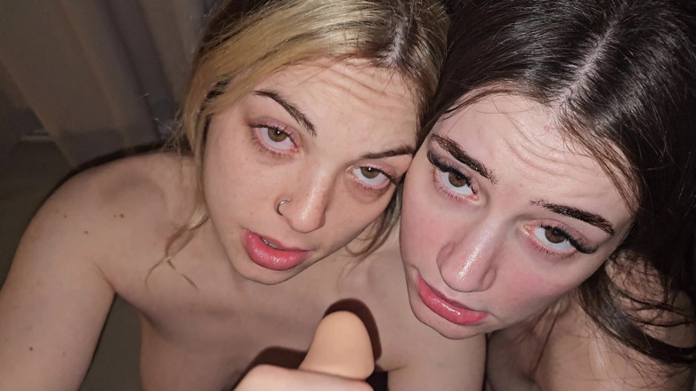 Keila Bassi: Bionda E Brunette Succhia E Si Masturbano