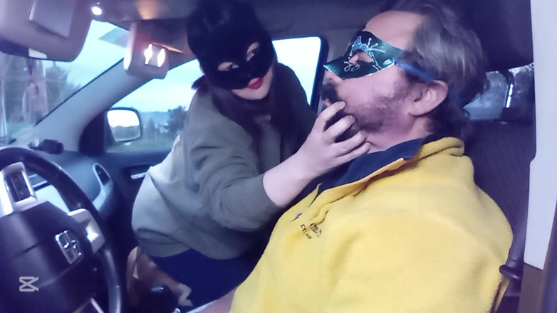 Mois Fantasys: Tapa na cara no carro