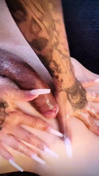 Kerja Tangan Pasca-Orgasme Ketat Kakak Tiri, Cumshot Panas