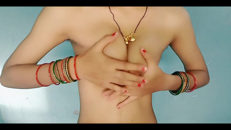 Stepsis Riya: XXX リヤが完璧なしゃぶりとファックセッションで一日を楽しむ XXX