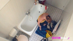 Sextermedia by Pete: Sexy baculatá amatérka se šuká v koupelně