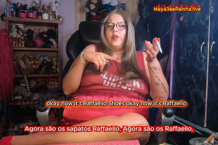 Goddess Maya3ee Rainha: Brazilská bbw milf bohyně kouří a vypráví to všechno