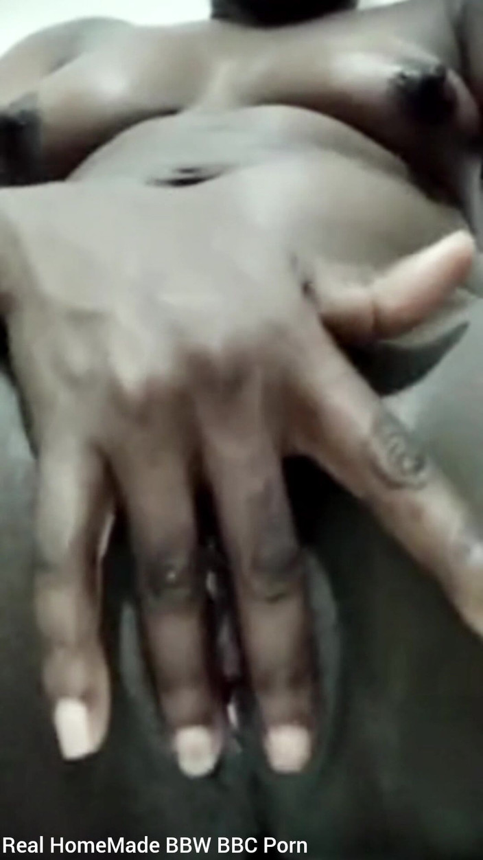 Super sexy ebony cuties: Menggesel menjolok pepek labia besar basah saya