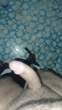 Masturbează pula indiană desi