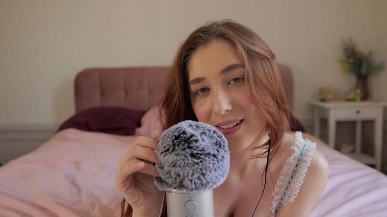 Madelaine_Rousset: Asmr JOI - suoni a strati, sussurre e gemere per sborrare...