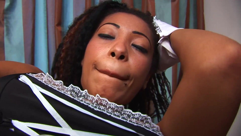 Toy Sluts: Adorable ebony babe loves toying and fingering her cunt