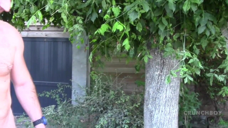 Gaybareback: Slut fucked bareback in exhib garden