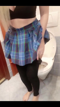 I Can't Help I Just Love Making Pee Mess