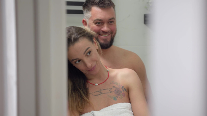 Mary Frost: Morgen blowjob für stiefbrudchen im badezimmer. Heißes sperma auf mein...
