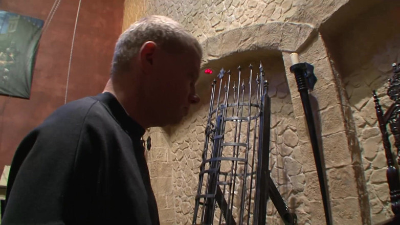 Absolute BDSM: Duitse bdsm - ze pist op eten