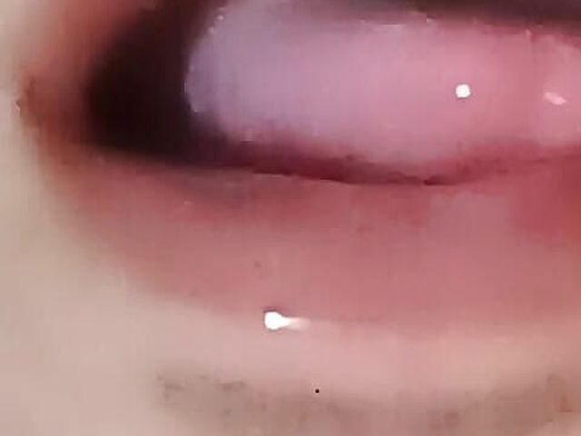 Mouth First Time Comes Sperms in Tunnel (Gangbang gay)