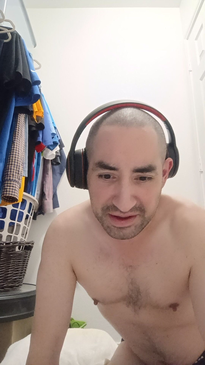 Brandon Lee: Zakar dan telur dalam kaca saya