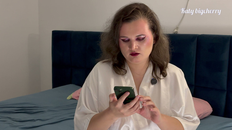 Katybigcherry: Die stiefmutter gab ihrem stiefsohn anlässlich des kommens eine spezielle...