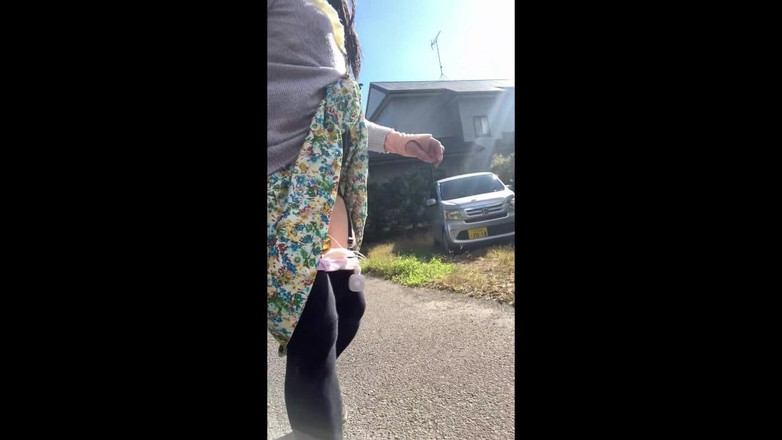 megu2002: 調教師様からの命令　no 27　生理中の露出散歩