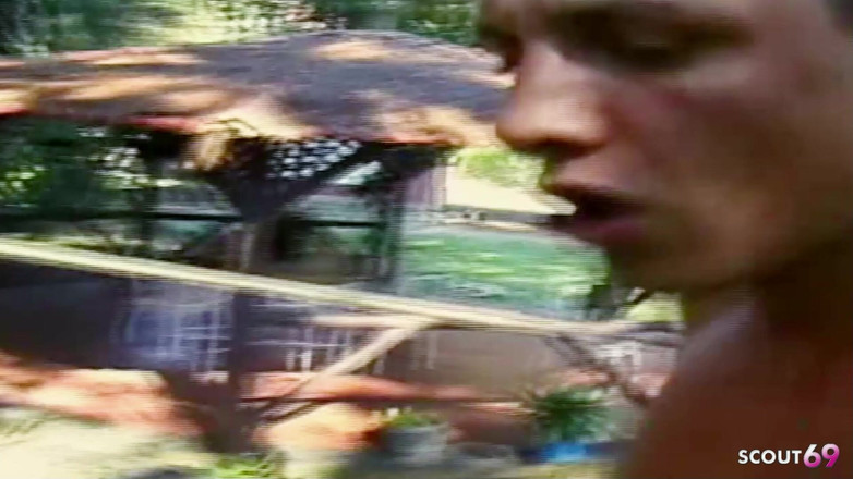 Shemale TS Collection: 쪼이는 후장을 가진 두꺼운 자지로 금발의 마른 쉬멜과 섹스하는 Tinder 데이트