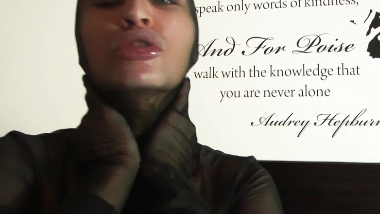 Goddess Celine: Nylon encasement fetiš