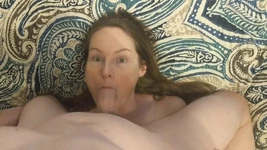 Lång sensuell boll slickar tills rörig ansikts pov cumshot