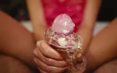 MILF avrunkning Mig Mjukt med Fleshlight - 50 BFP Video