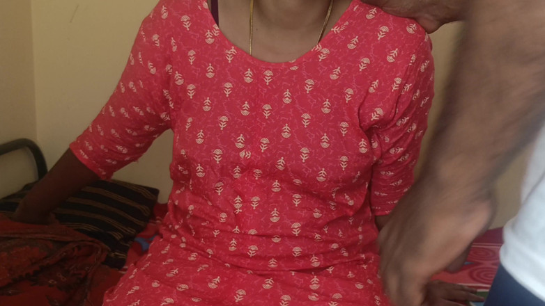 Apple baby: Married Women Enjoying Bed with Her Manager