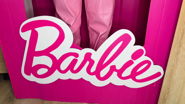 Yenifer Chacon: Assumi una Barbie per fare sesso con la bambola realistica -...