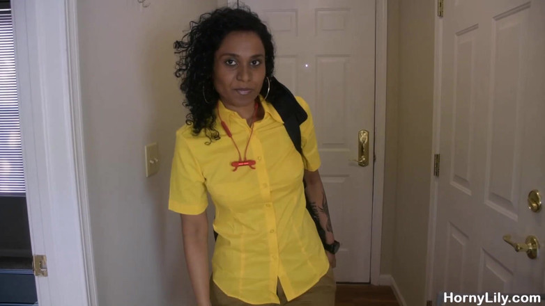 Sexy Lily: Indian Fucking Plumber Fixing All Holes with Big Screw Driver