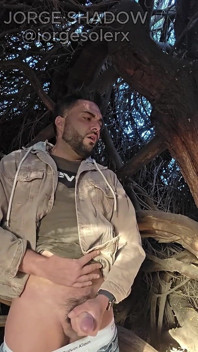 Pacciame durante la crociera mentre diversi ragazzi mi guardavano