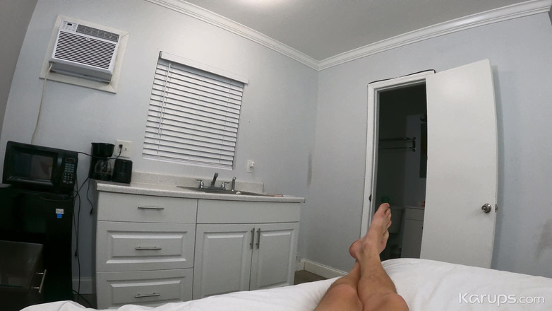 Karups POV: Пляжна красуня венгеанс