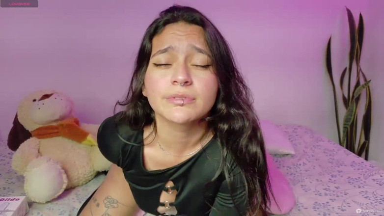 Emilyn Grifs: Seks Tengere Naakte Onderdanige Show