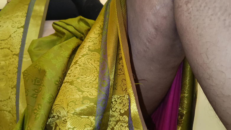 Apple baby: Romansa dan ngentot lucu ibu rumah tangga