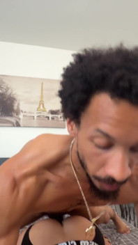 Gran polla negra sin cortar preña agujero muscular italiano