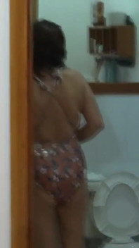 V.2 di 3- La prima volta di mia moglie con un altro uomo sulla spiaggia