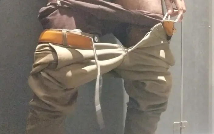 Tamil 10 inches BBC: Masturbating in Public Toilet for You