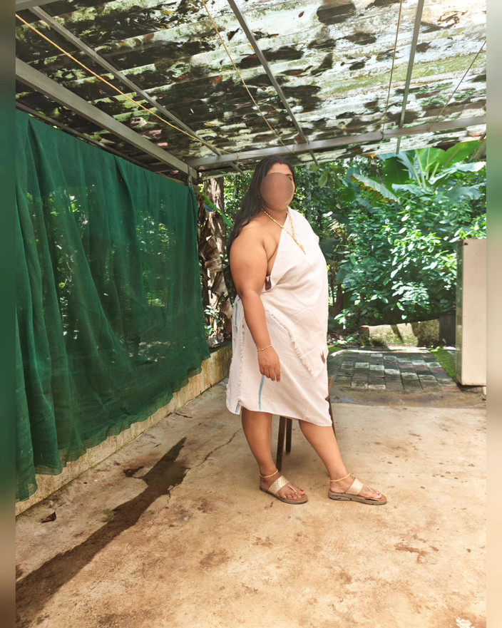 Anne Ipe: Дезі дівчина в топлес сексуальна фотосесія, після зйомки