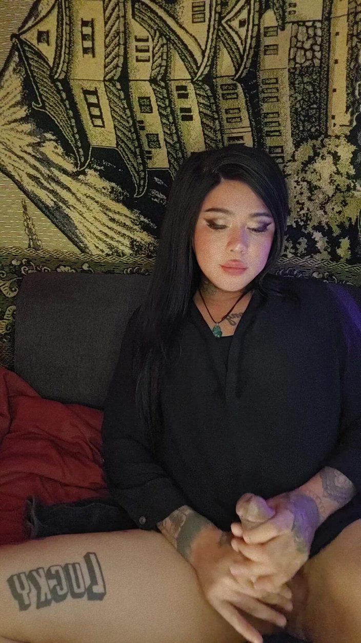 Kimberly Polizzi: Saya Sayang Kamu Roger Terima Kasih Peribadi Kawan