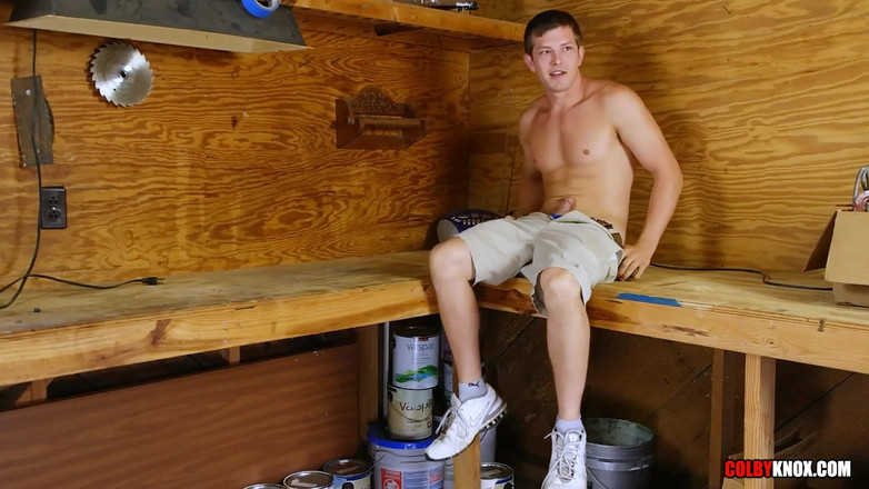 Colby Knox: Het gereedschap werd zonder condoom afgestoten