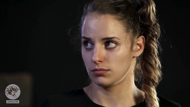 Graias Studio: Nike returns - caning - part 2