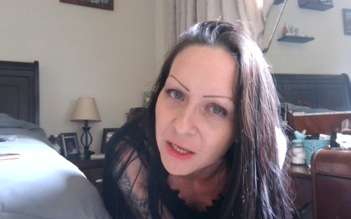 Raven Willow: Heel Pegging POV