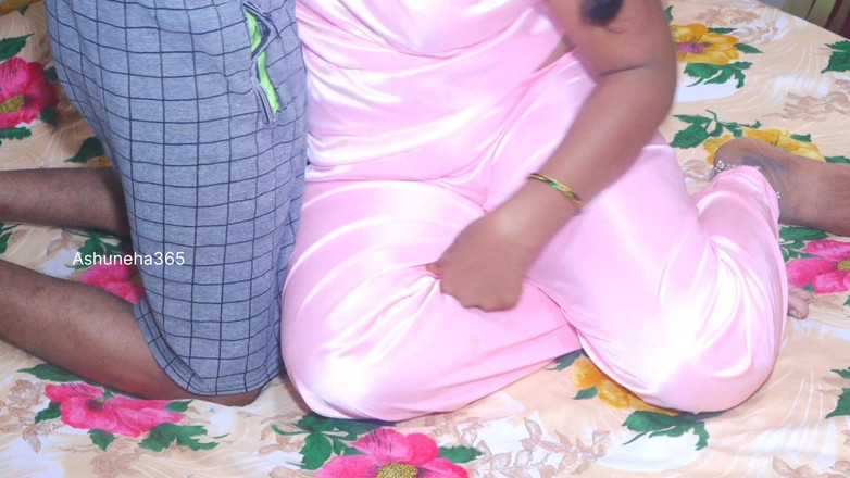 Ashuneha365: Un couple indien desi telugu baise avec une romance dans...